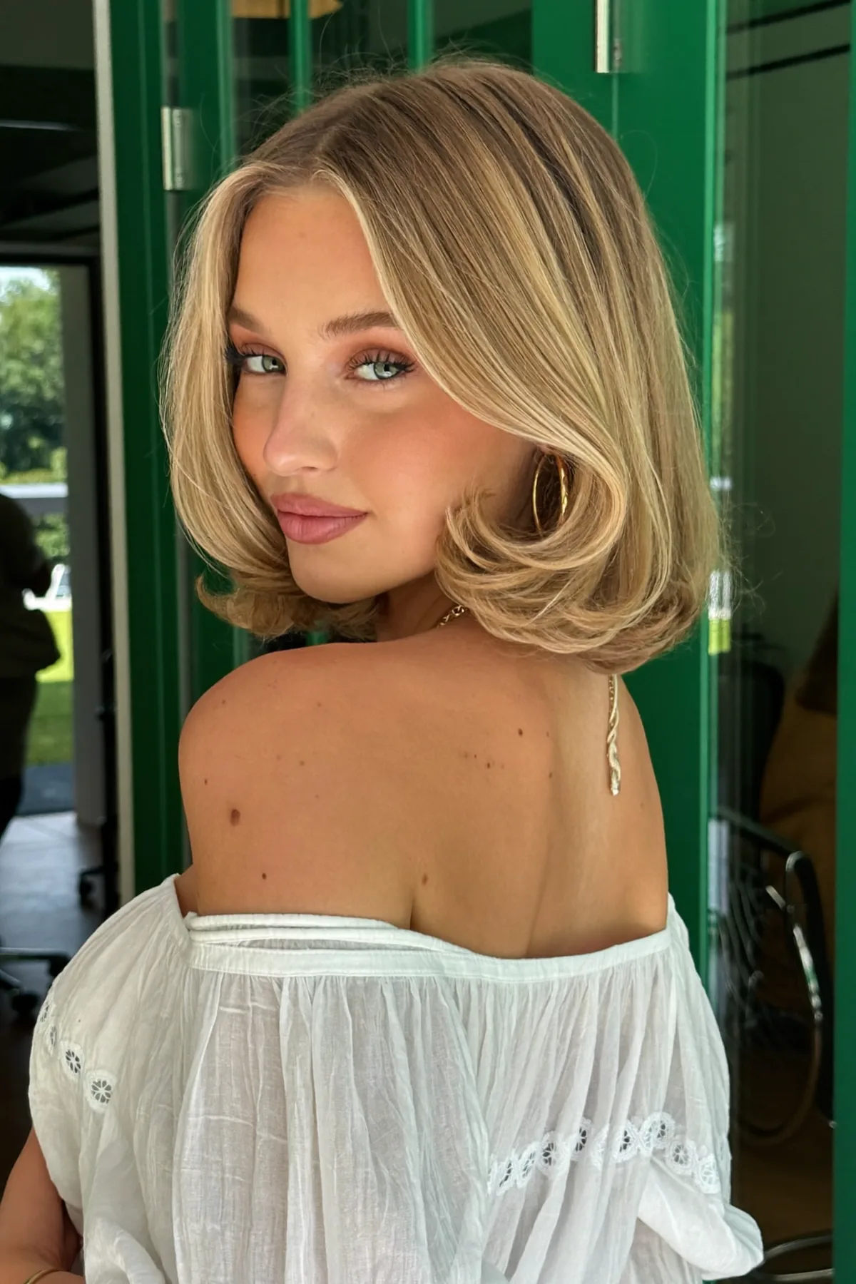 Sleek Chin-Length Bob in Honey Golden Blonde with Balayage