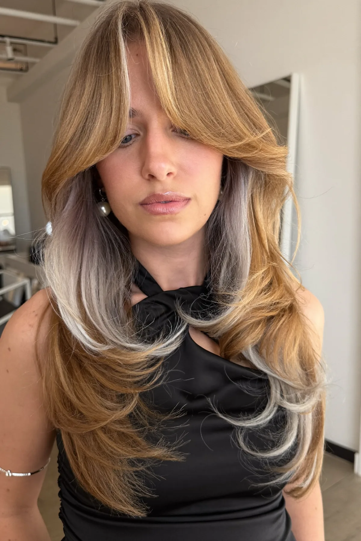 Honey Golden Blonde Long Layered Cut with Chunky Face-Framing Highlights