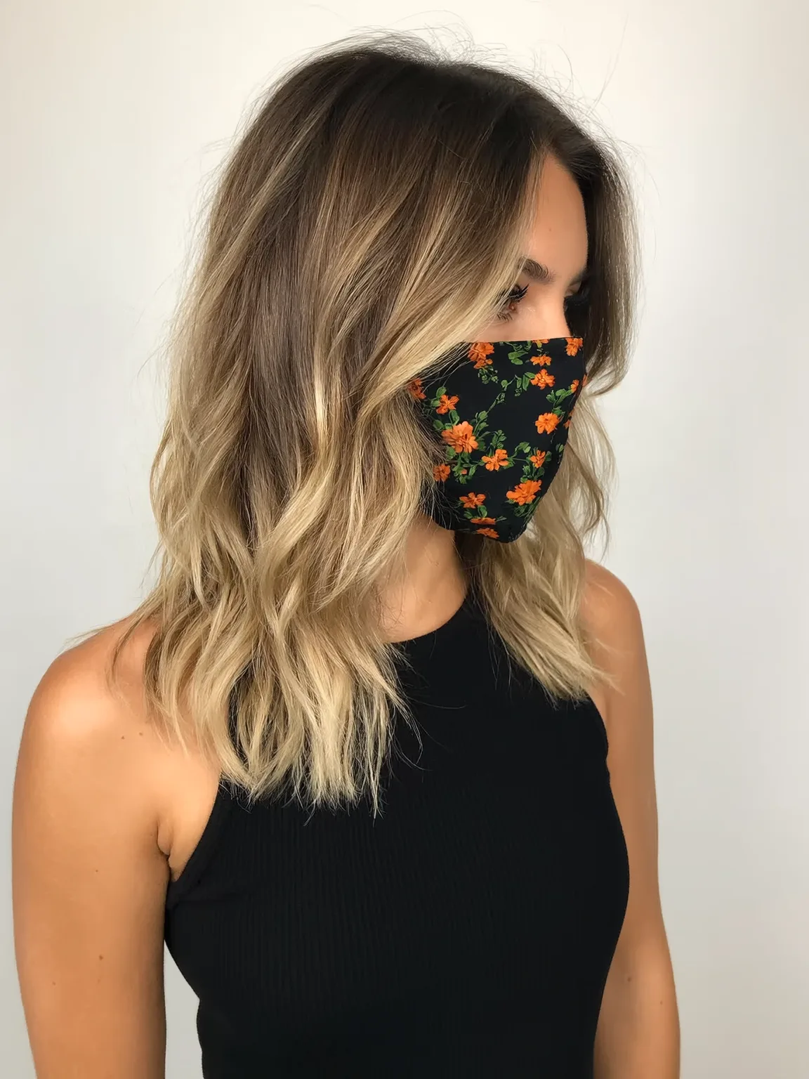honey blonde balayage lob