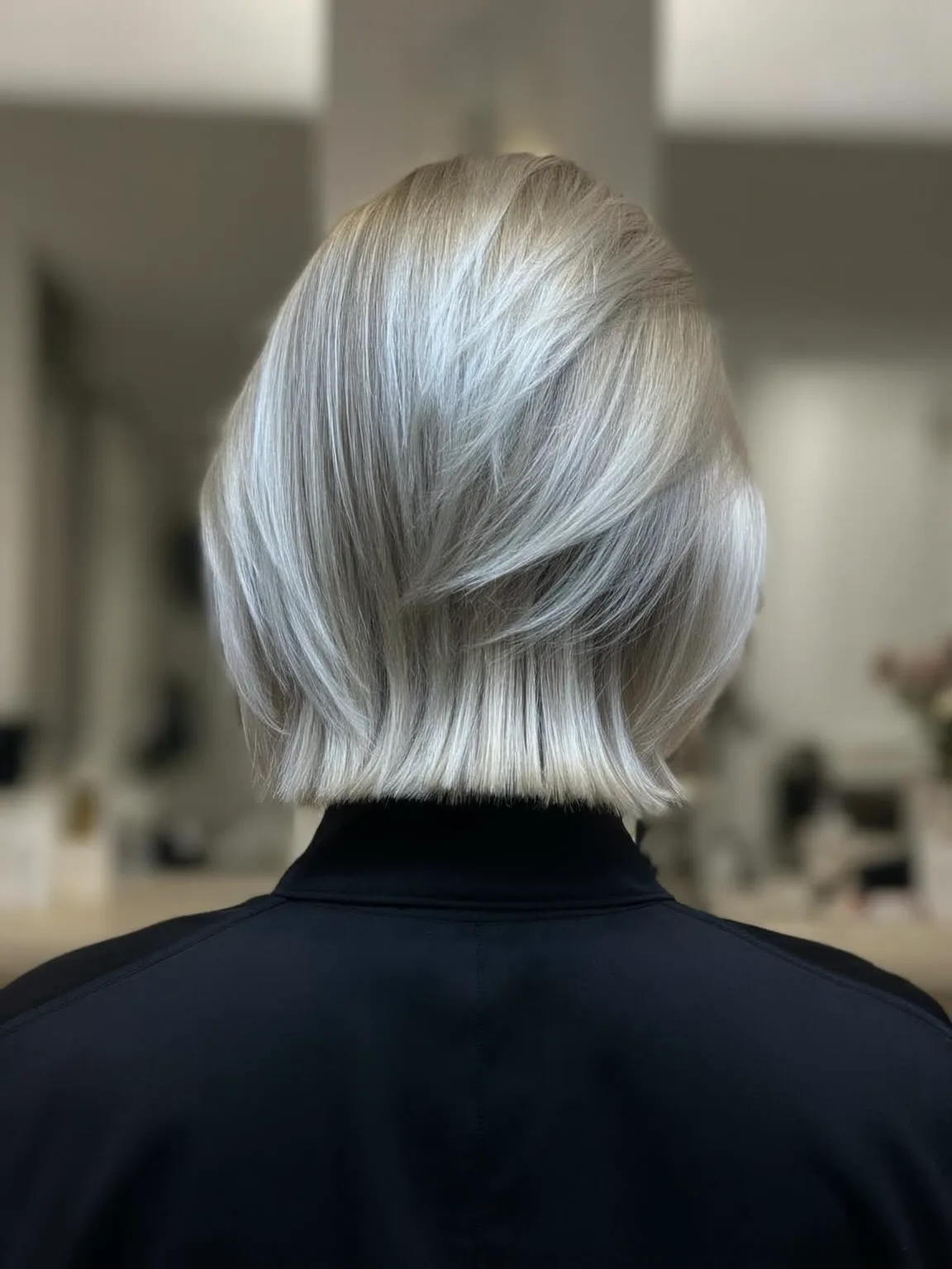 Chic Silver Frost Straight Bob