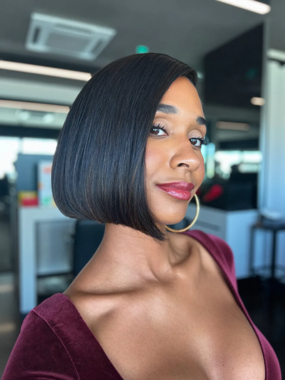Sleek Inverted Bob with Deep Side Part and Precision Ends