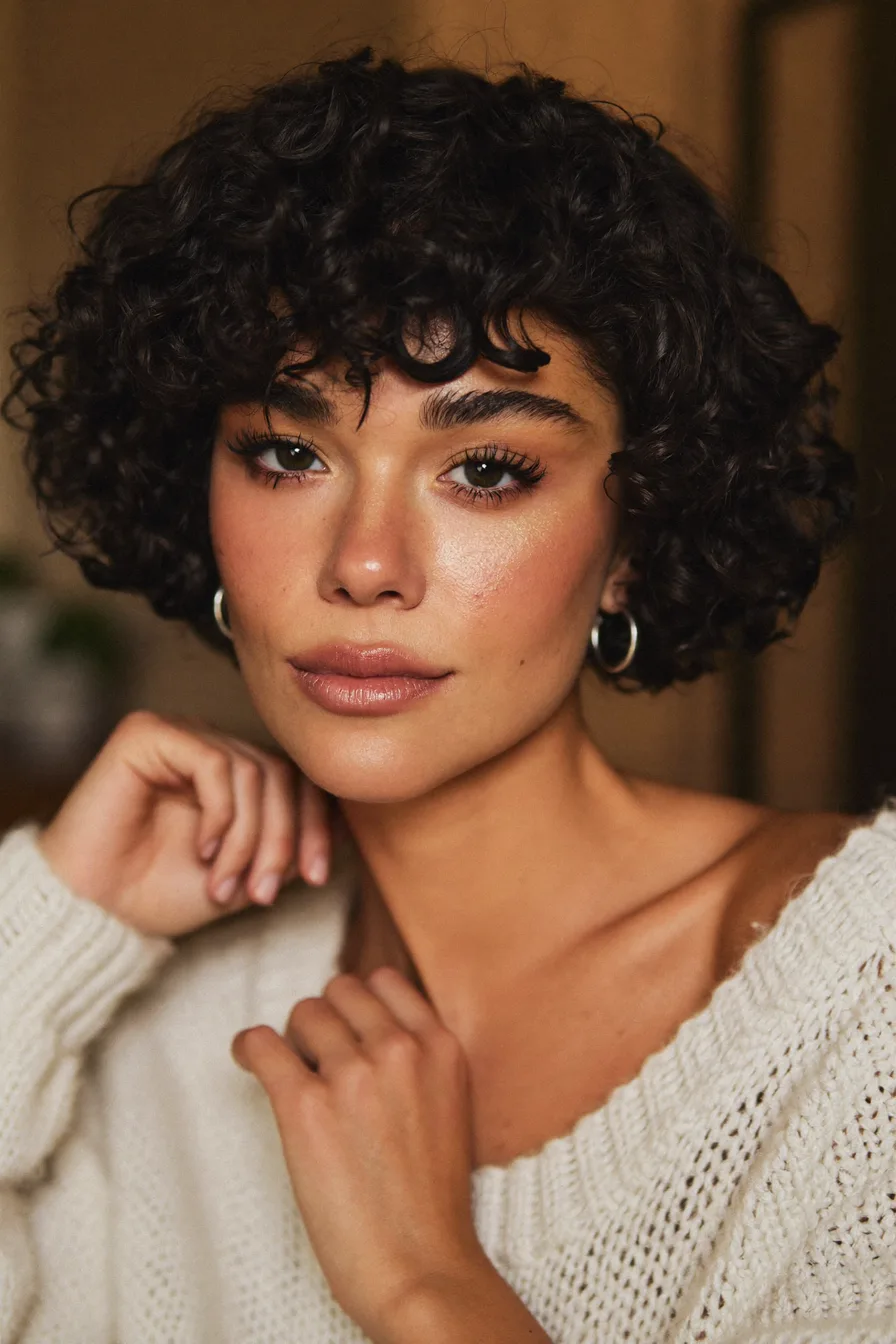 Textured Curly Jaw-Length Bob for Effortless Volume and Definition