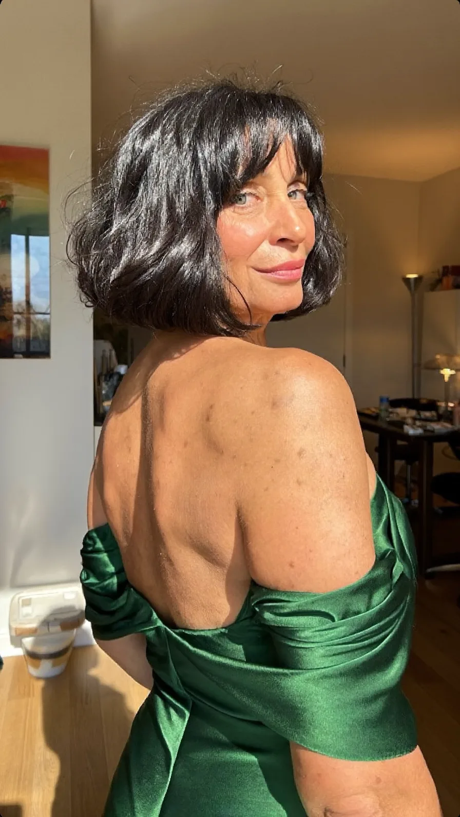 Classic Chin-Length Wavy Bob with Curtain Bangs