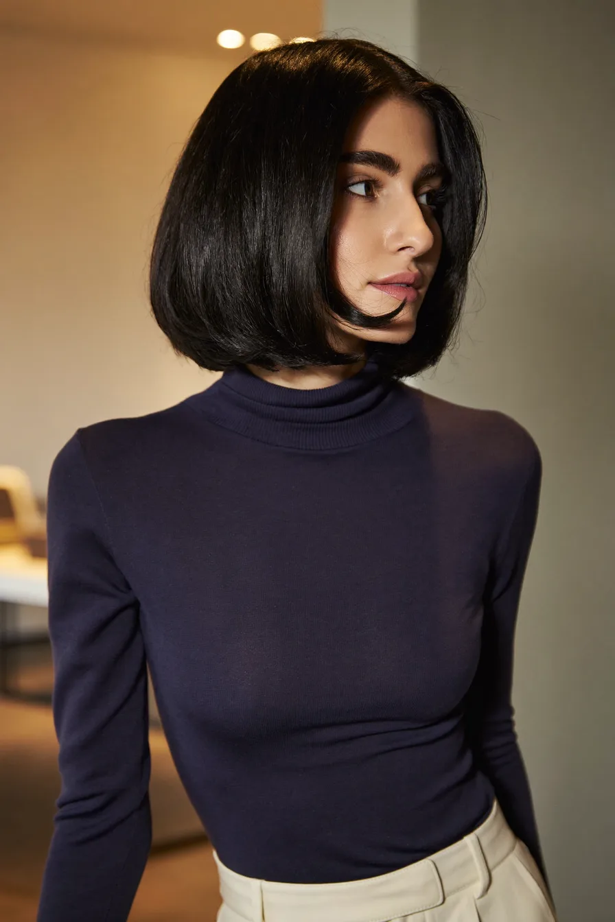 Sleek Chin-Length Blunt Bob with Center Part