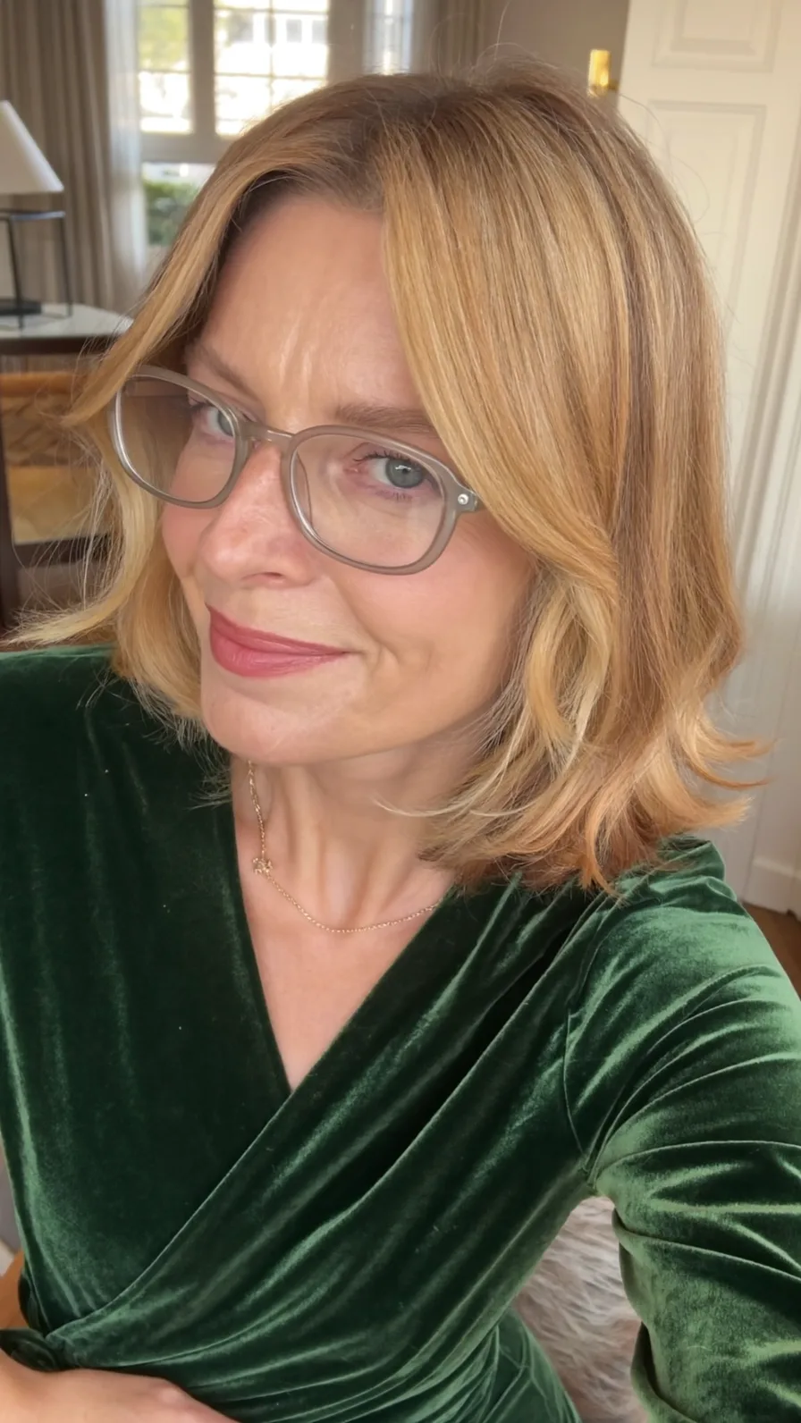 Soft Layered Shoulder-Length Honey Blonde Long Bob Style