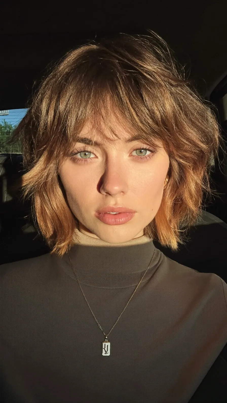 Chin-Length Textured Shag with Wispy Wispy Bangs