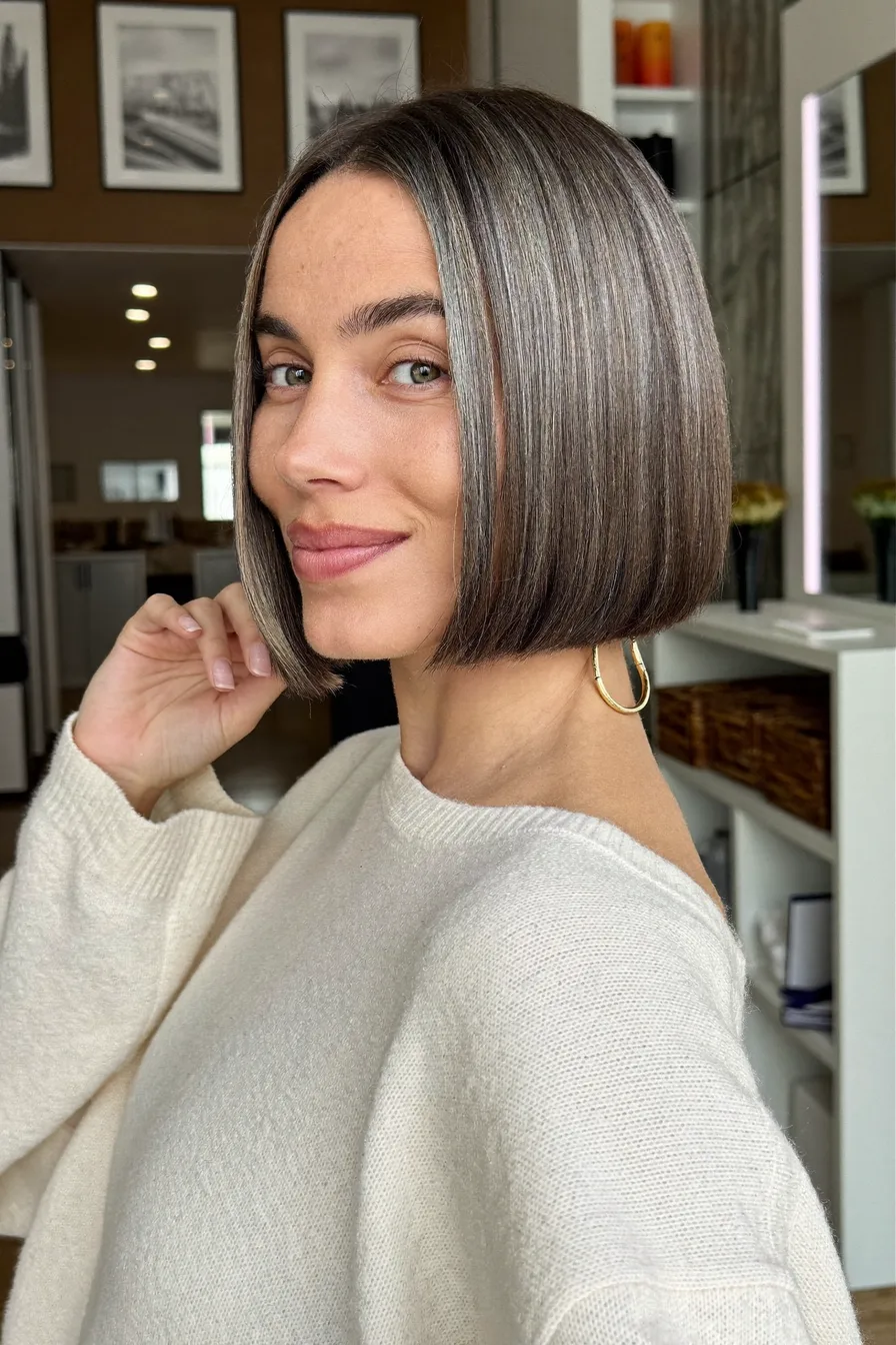 Sleek Chin-Length Bob with Multi-Dimensional Ashy Highlights