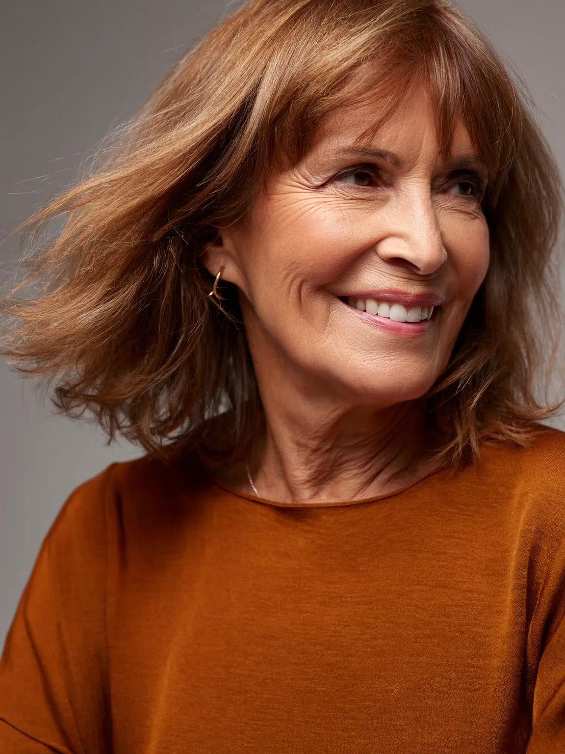 35 Elegant Lob Hairstyles for Women Over 60