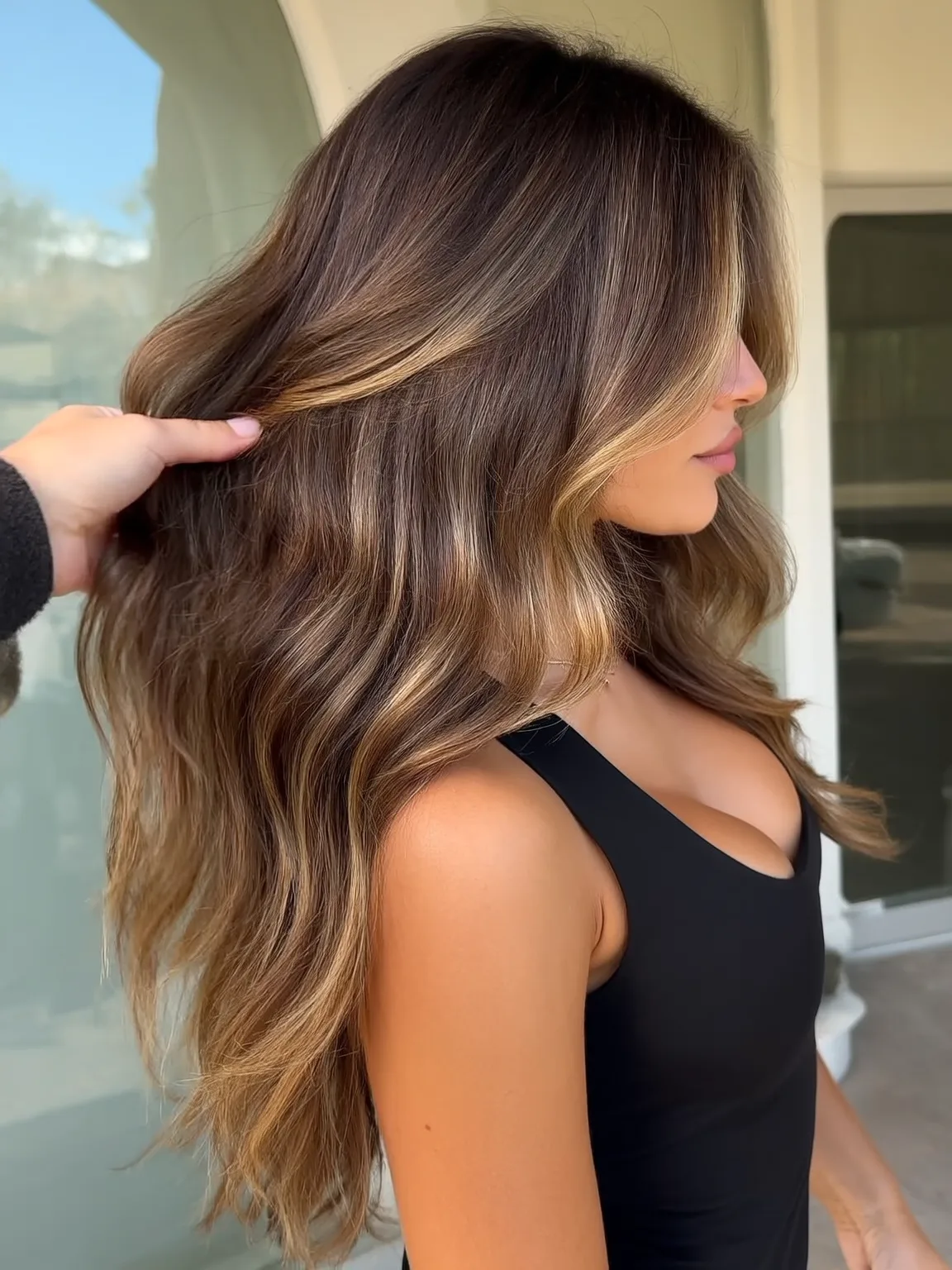 chocolate brown with honey blonde balayage layered