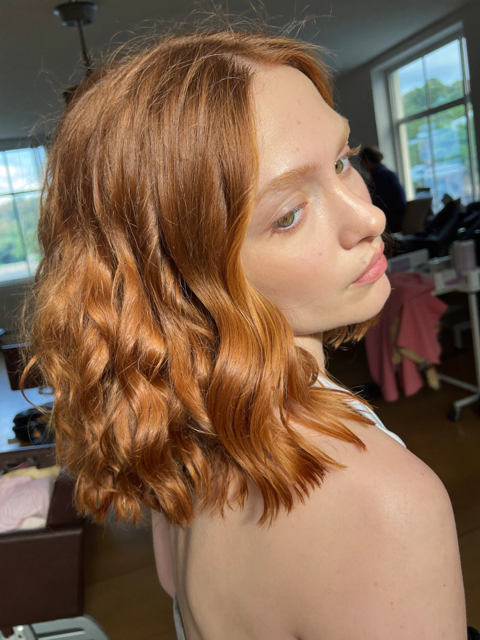 Short Jaw-Length All-Over Caramel Lob