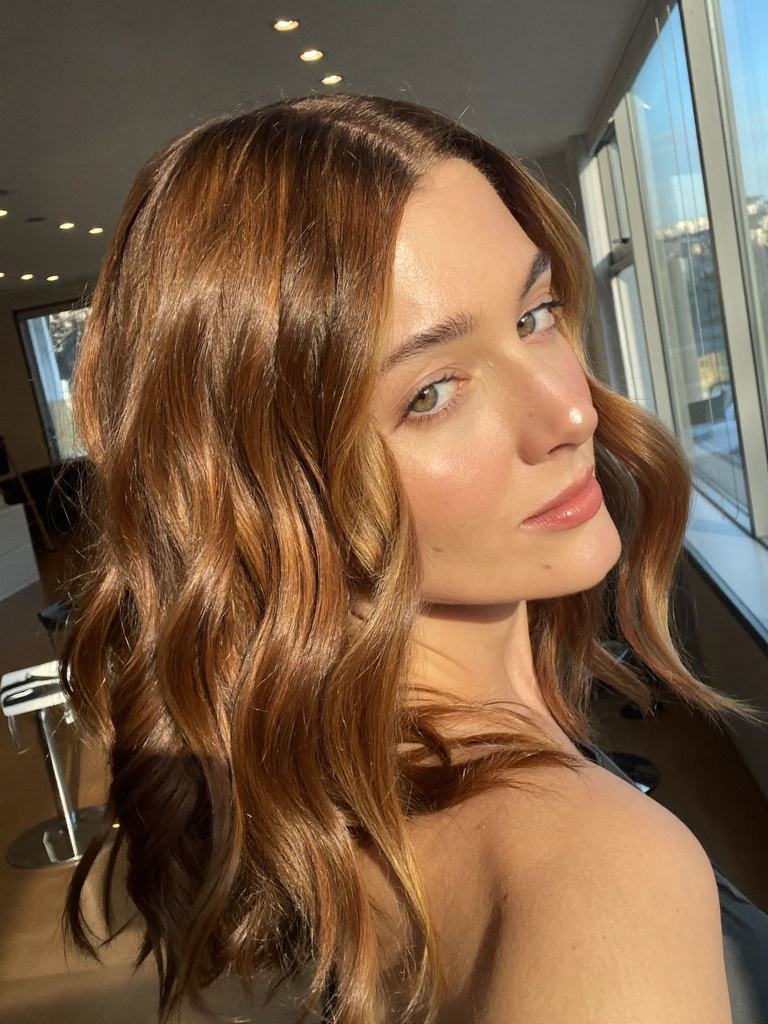 Shoulder-Length Uniform Caramel Lob
