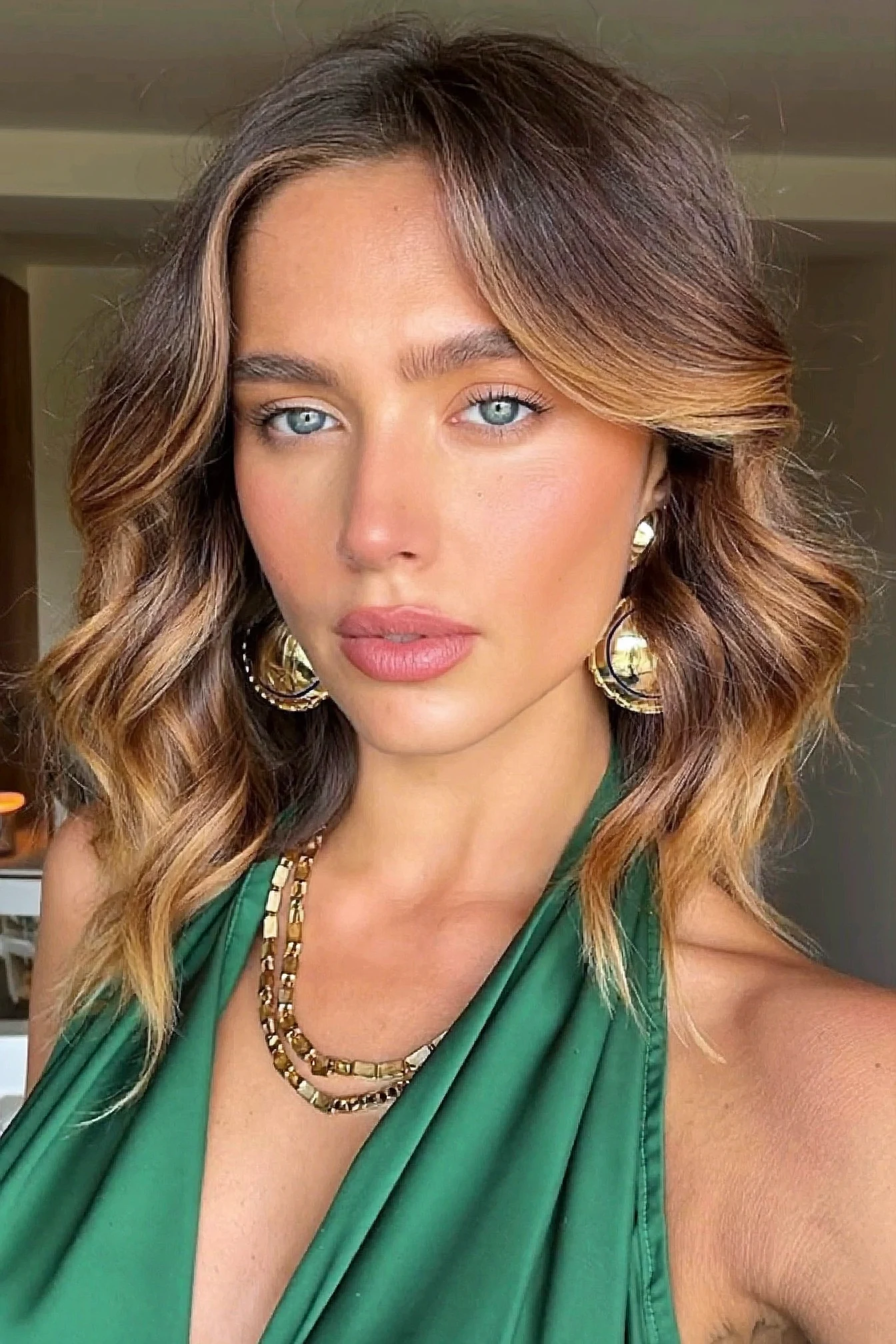 Warm Caramel Brunette Waves: What To Ask Your Stylist For