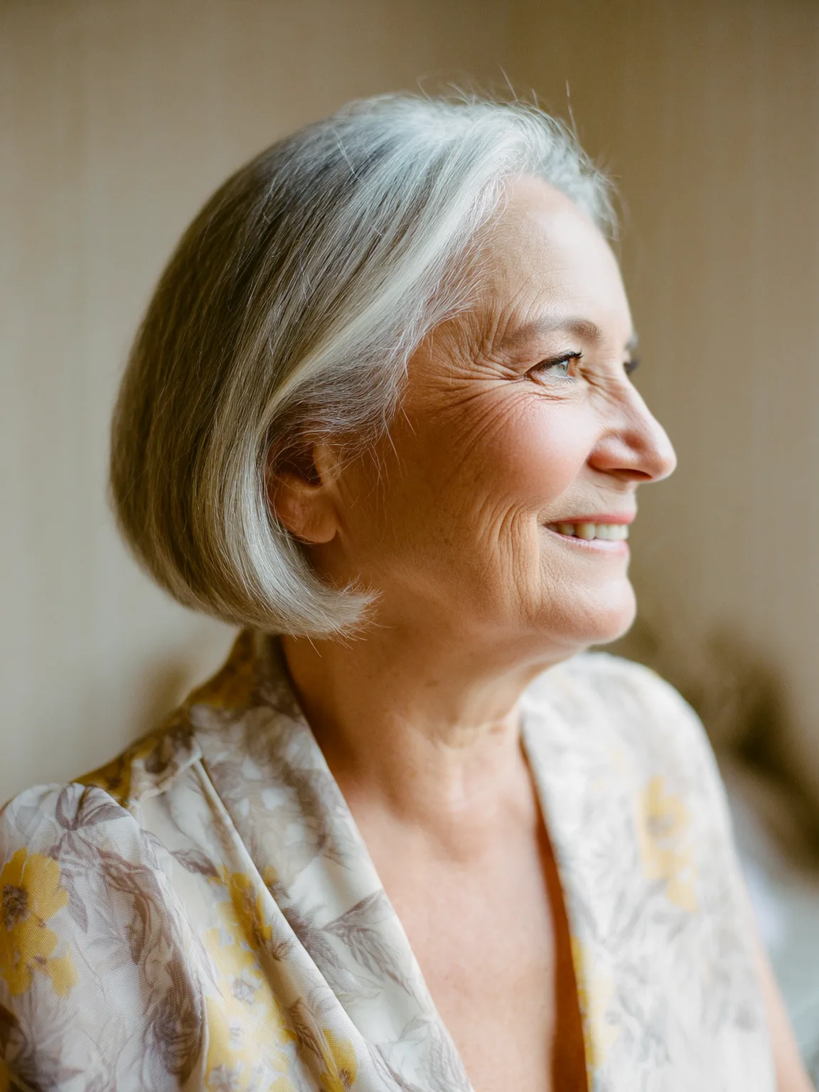 Minimalist Silver Frost Chin-Length Bob