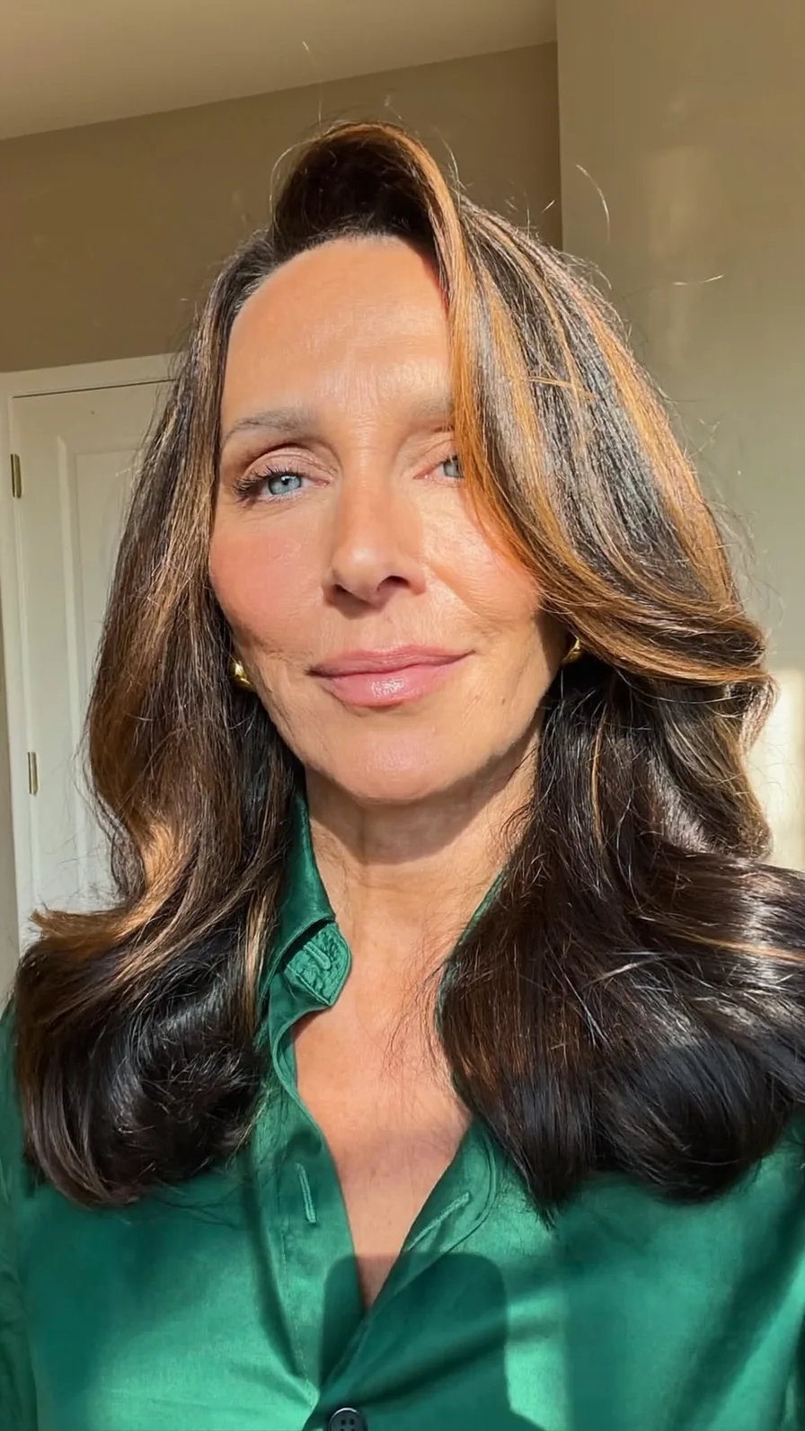 Classic Medium Layered Waves with Caramel Balayage Highlights