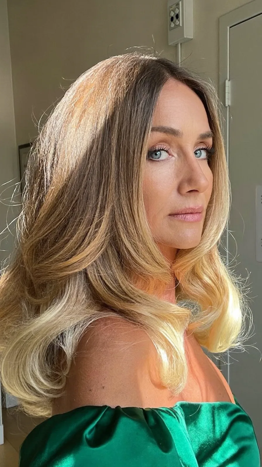 Voluminous Long Layers with Warm Golden Balayage Finish