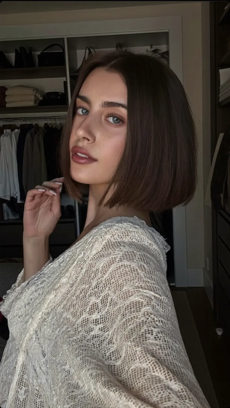 Sleek Chin-Length Blunt Bob for Timeless Elegance
