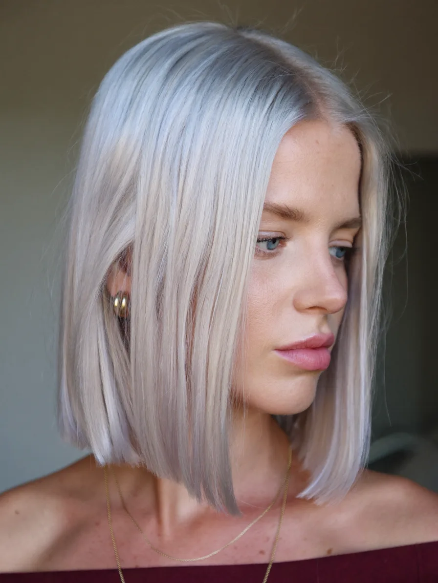 Chic Platinum Blonde Blunt Bob with Center Parting