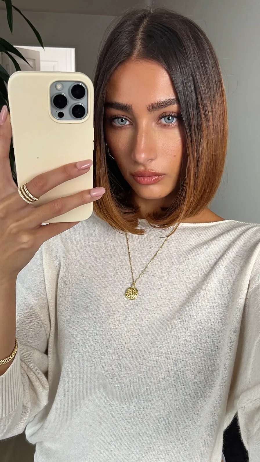Chin-Length Blunt Bob with Warm Ombre for Oval Faces