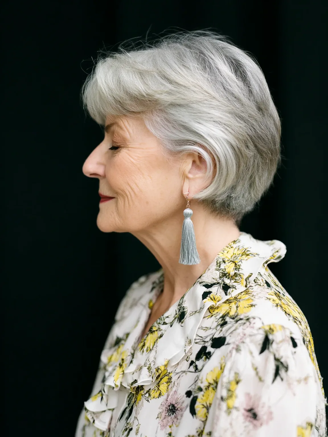 Soft Silver Frost Straight Pixie with Side-Swept Bangs