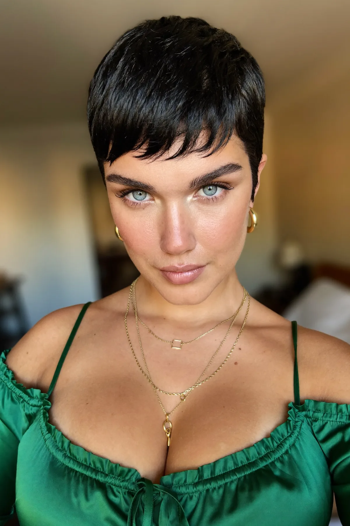Sleek Jet Black Pixie Cut for a Bold, Modern Look