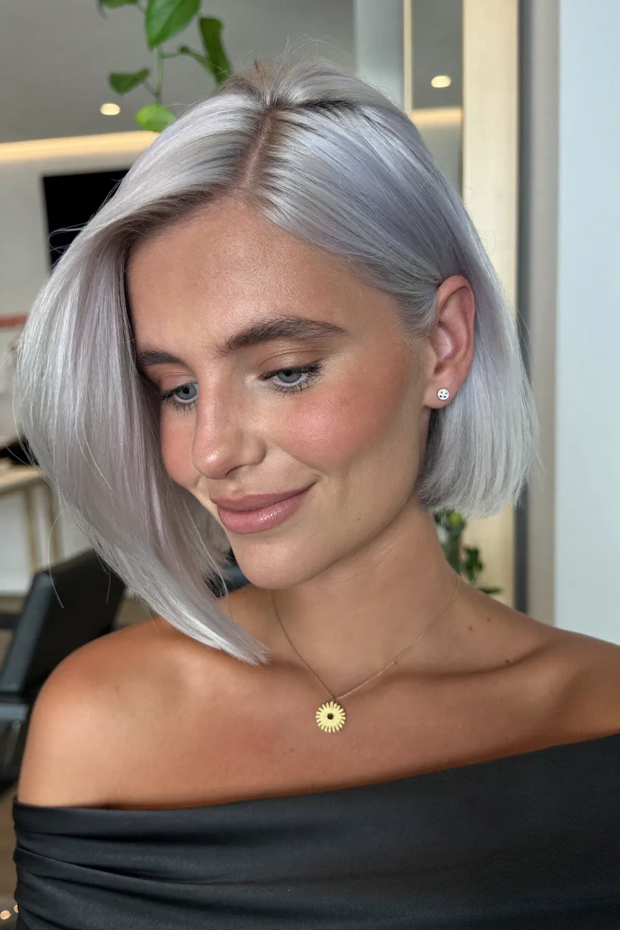 Chic Chin-Length Blunt Bob with Cool Platinum Silver Shine