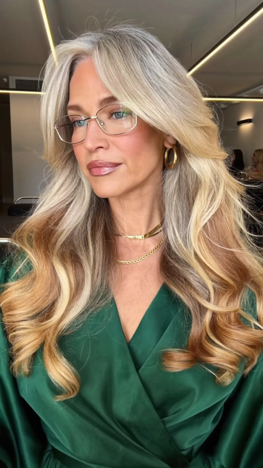 Elegant Voluminous Long Layers with Platinum Blonde Balayage