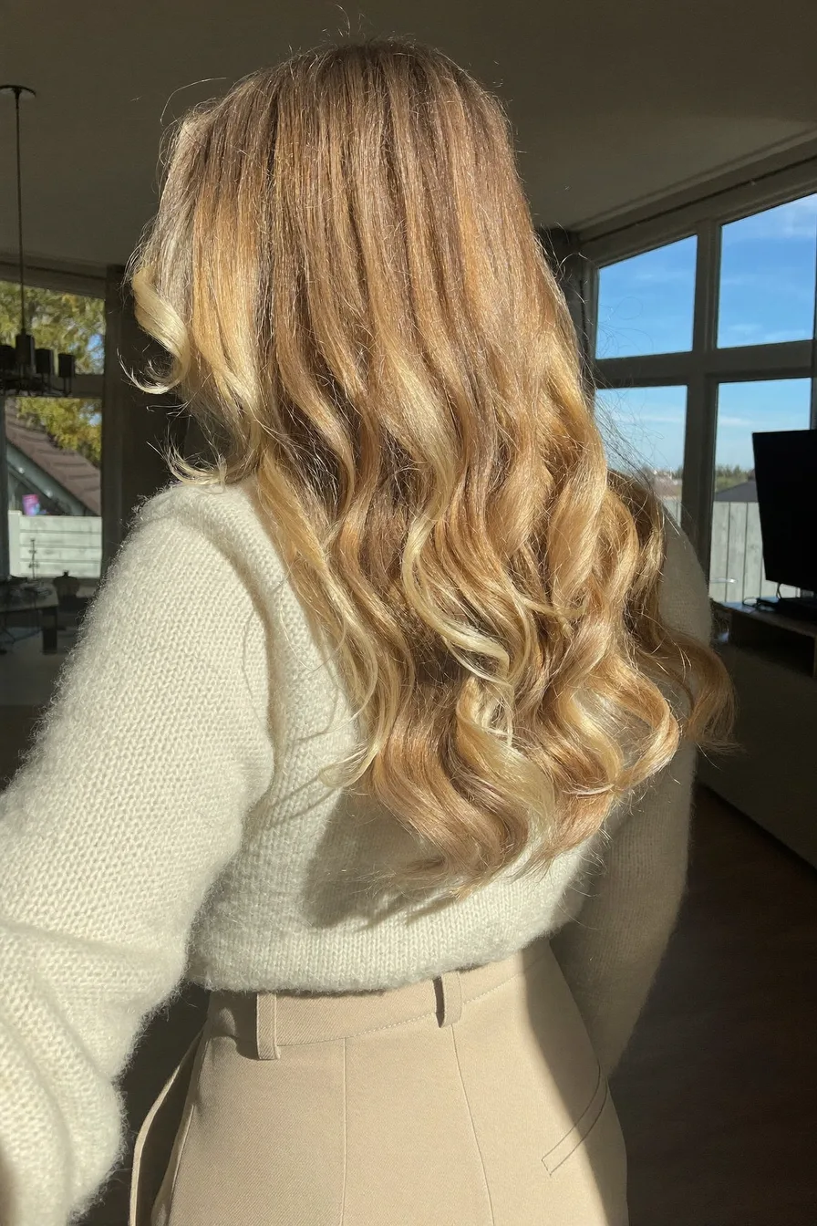 Soft Layered Shoulder-Length Balayage Blonde for Effortless Volume