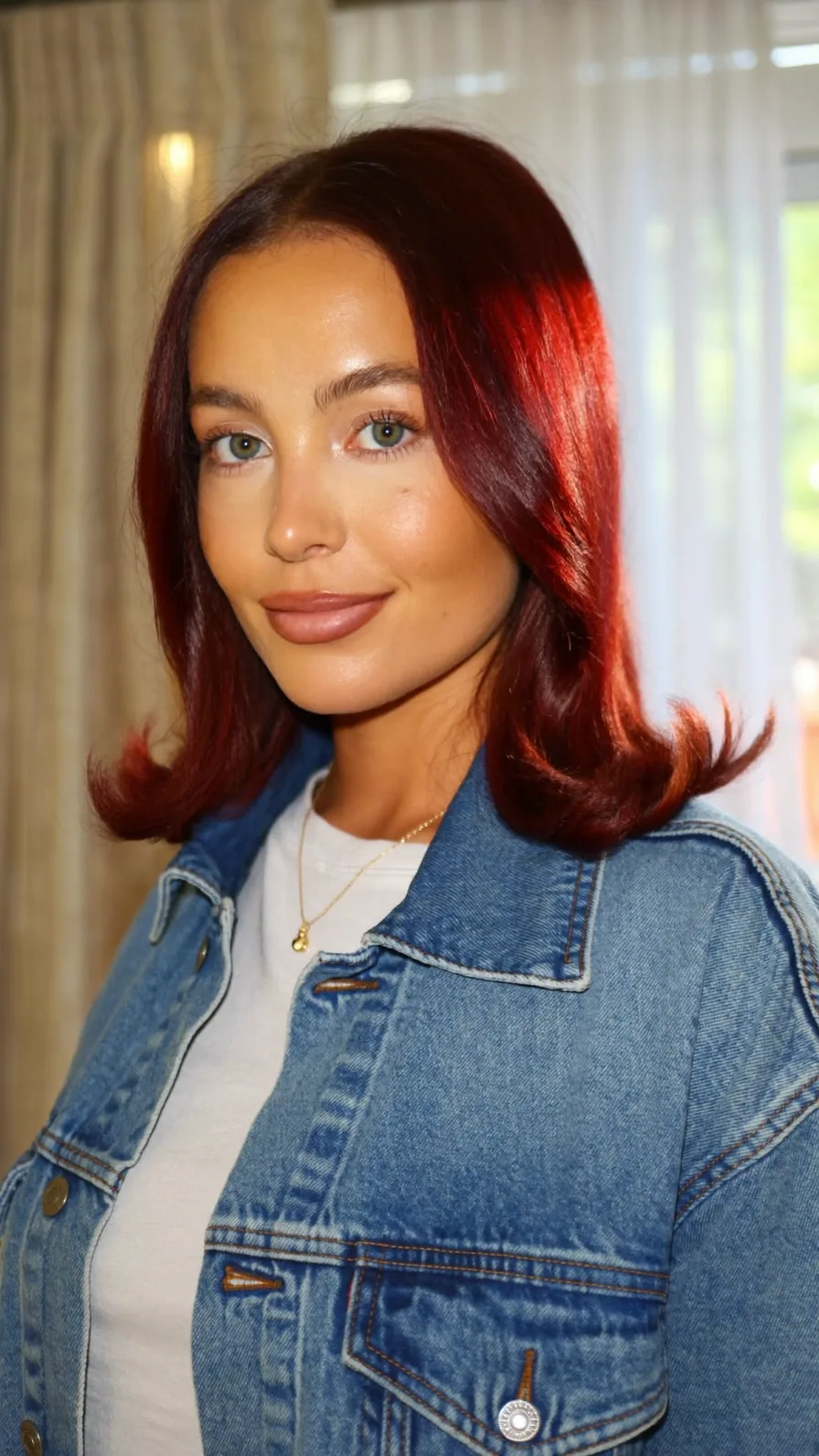 Classic Shoulder-Length Long Bob with Flipped Ends
