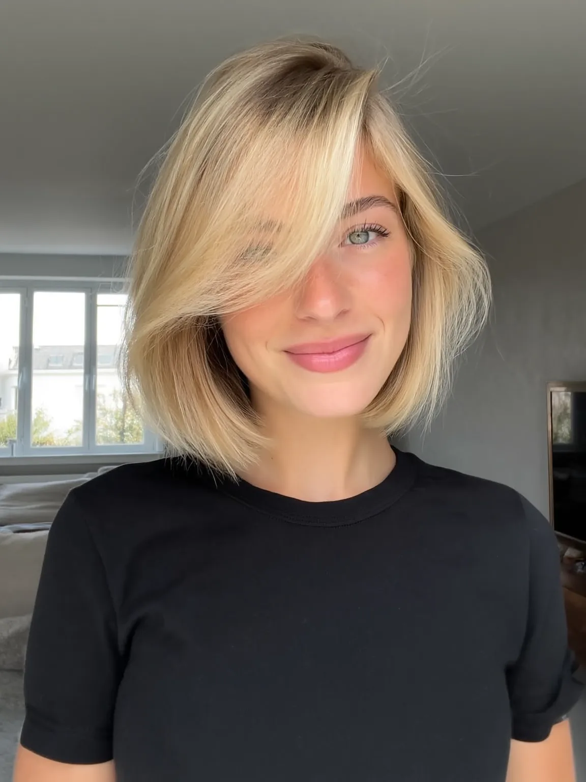 sandy blonde bob