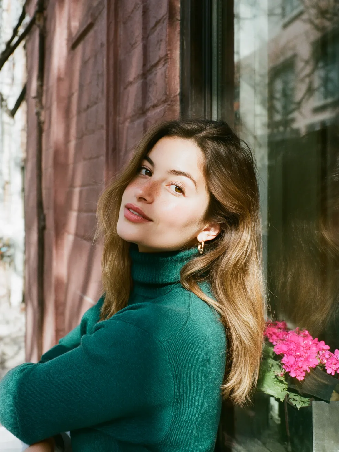 Shoulder-Length Layers with Sandy Blonde Natural Sheen