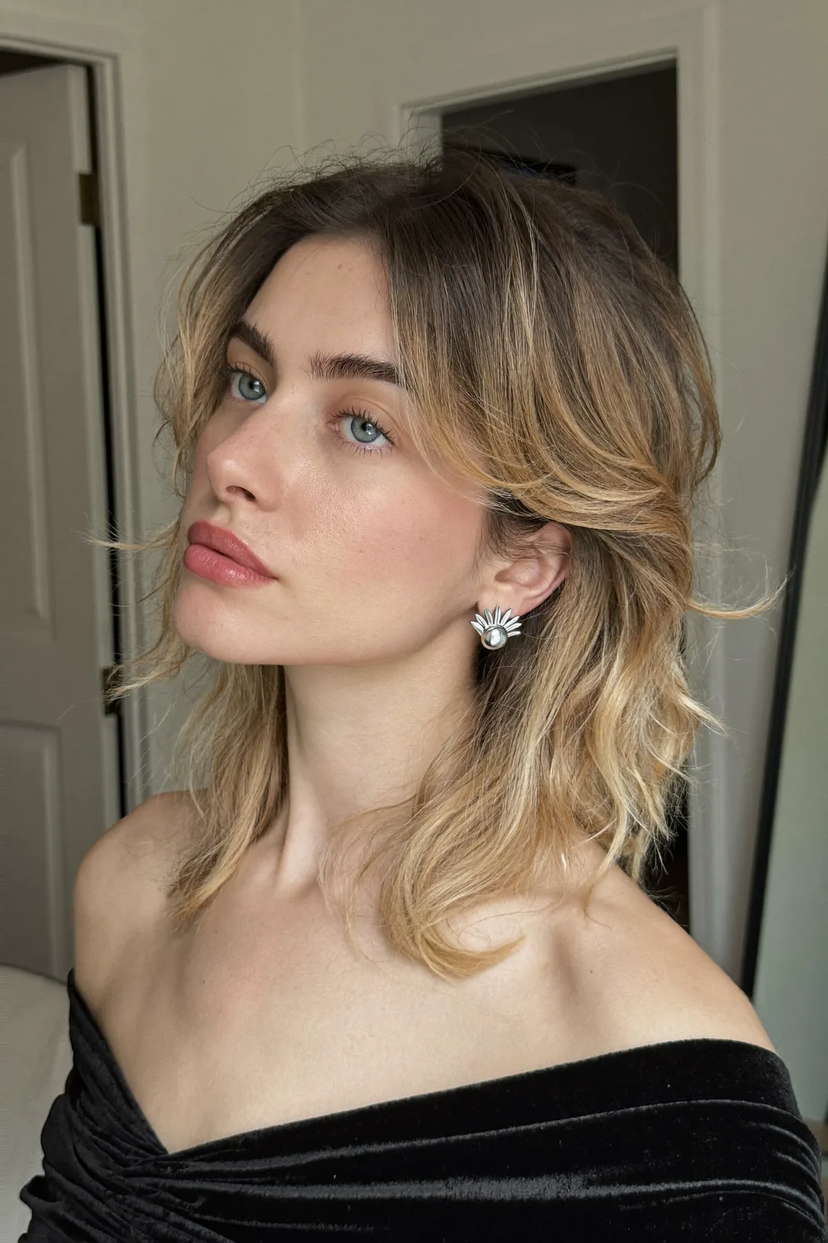 Shoulder-Length Shag with Caramel Bronde Balayage and Curtain Bangs