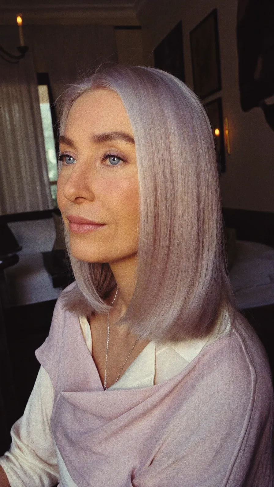 Sleek Icy Platinum Blonde Shoulder-Length Classic Bob
