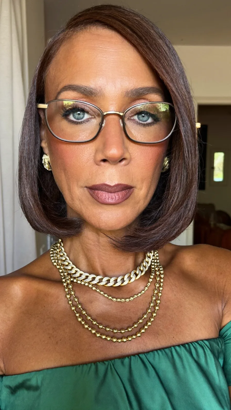 Classic Rounded Chin-Length Bob with Deep-Side Part