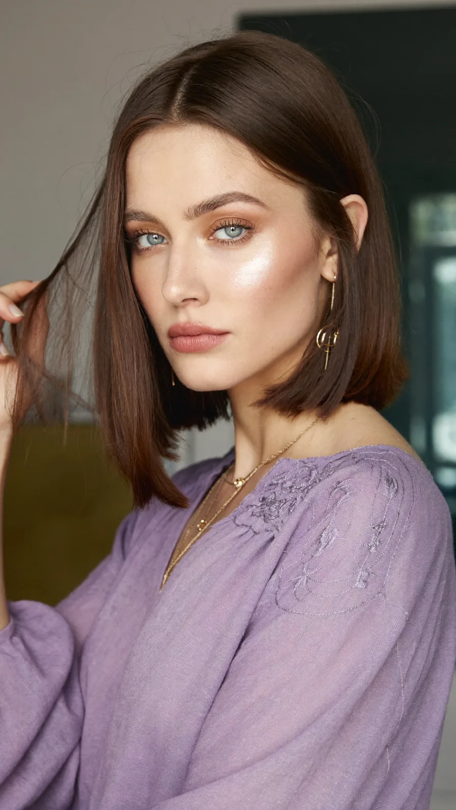 Sleek Blunt Chocolate Brown Shoulder-Length Bob Style