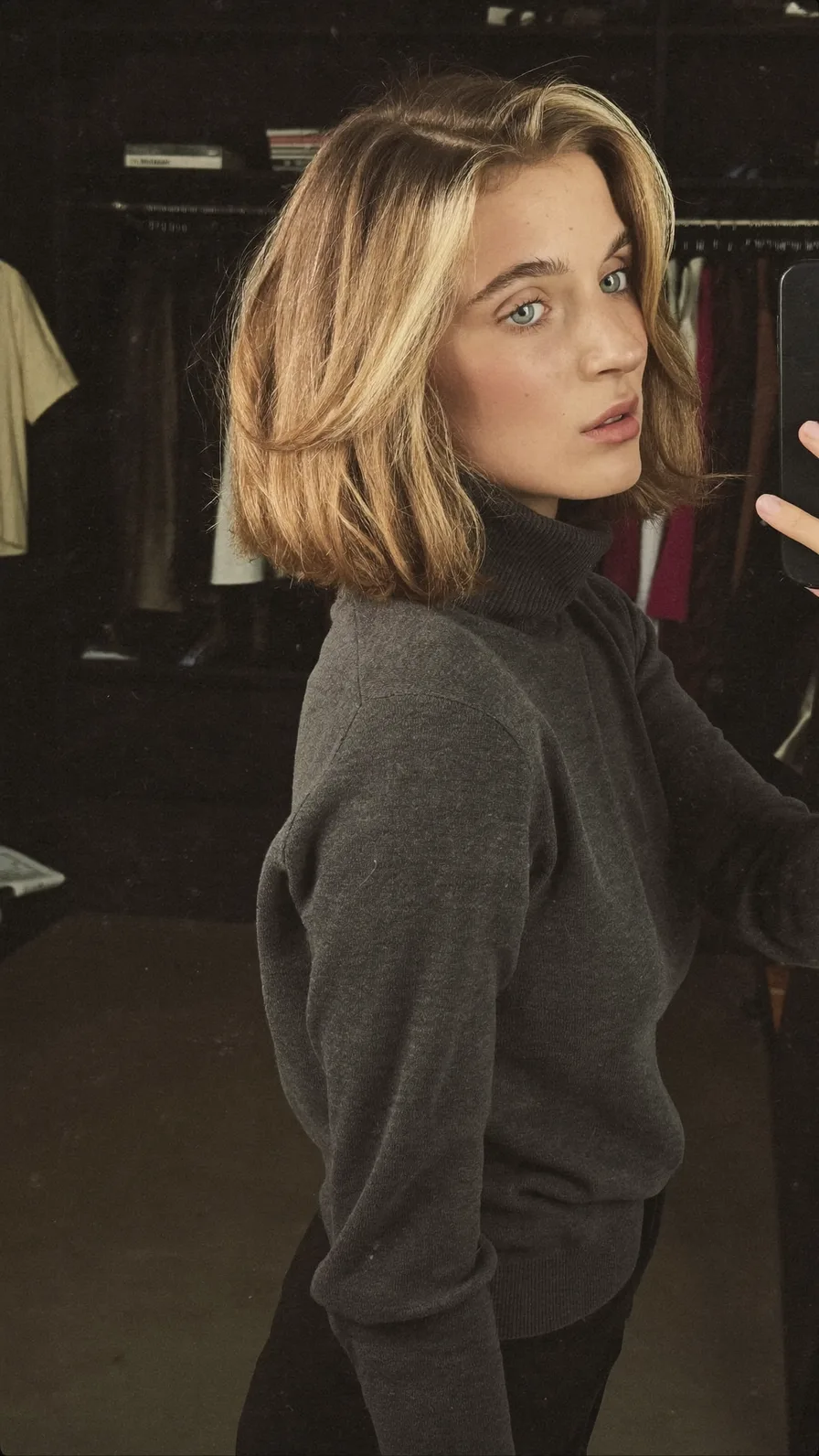 Warm Honey Blonde Blunt Bob with Rounded Long Layers