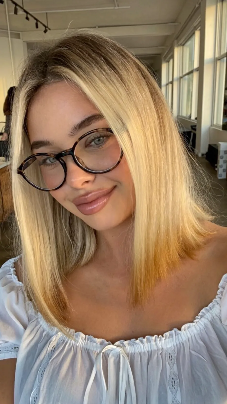 Modern Blunt Bob with Warm Honey Blonde Tones