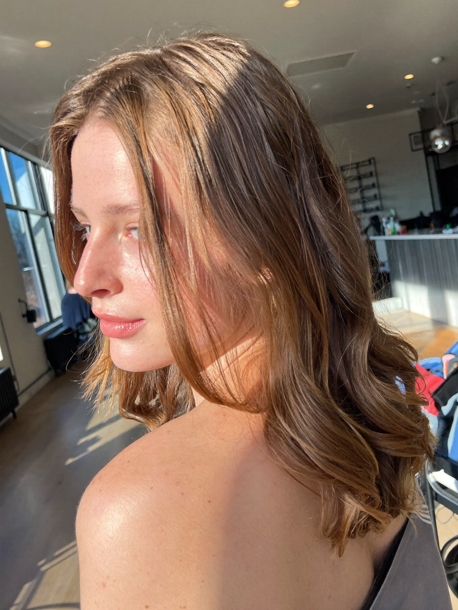 Classic All-Over Caramel Lob, Loose Texture