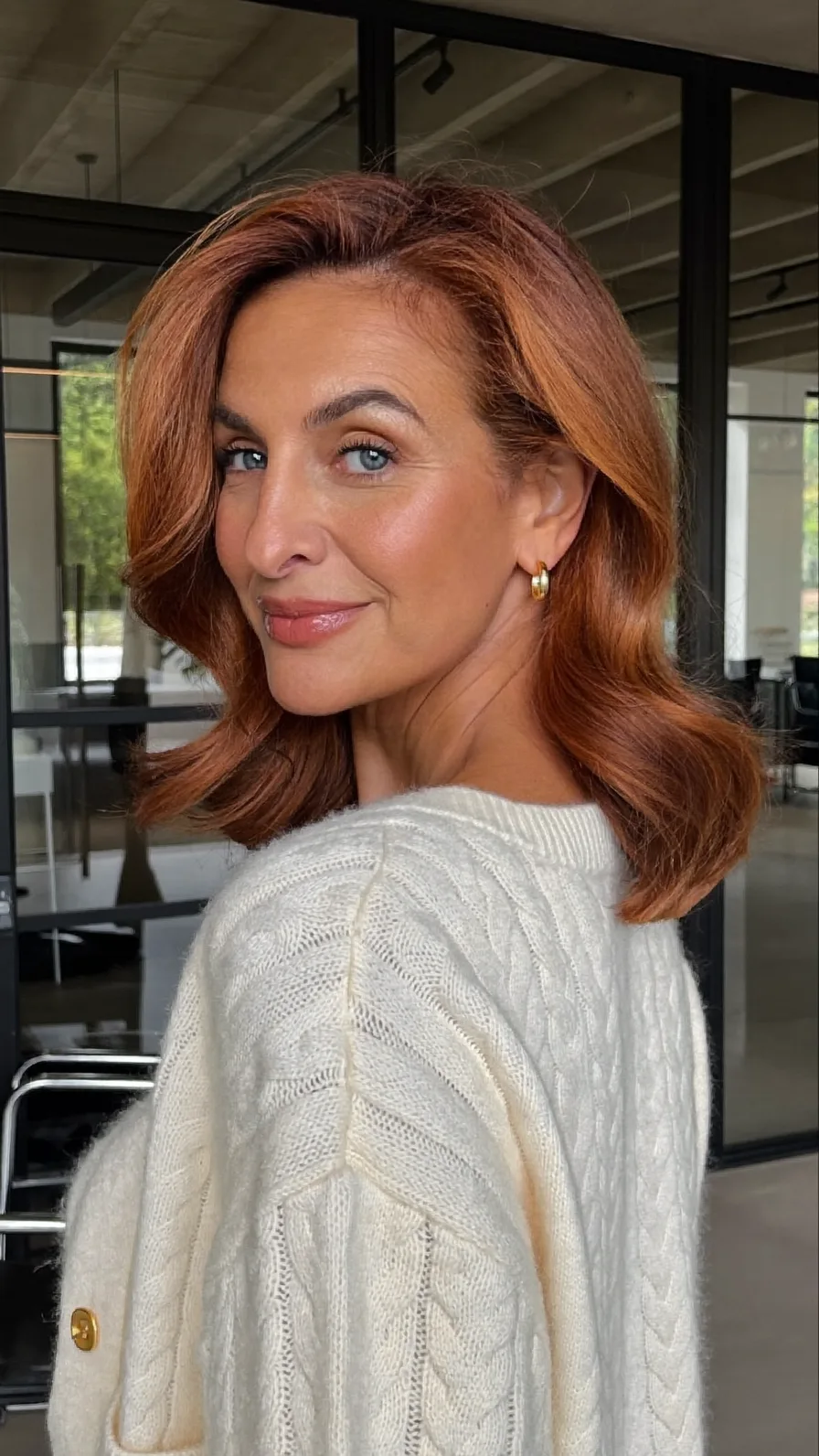 Classic Shoulder-Length Auburn Hair with Flowing Long Layers