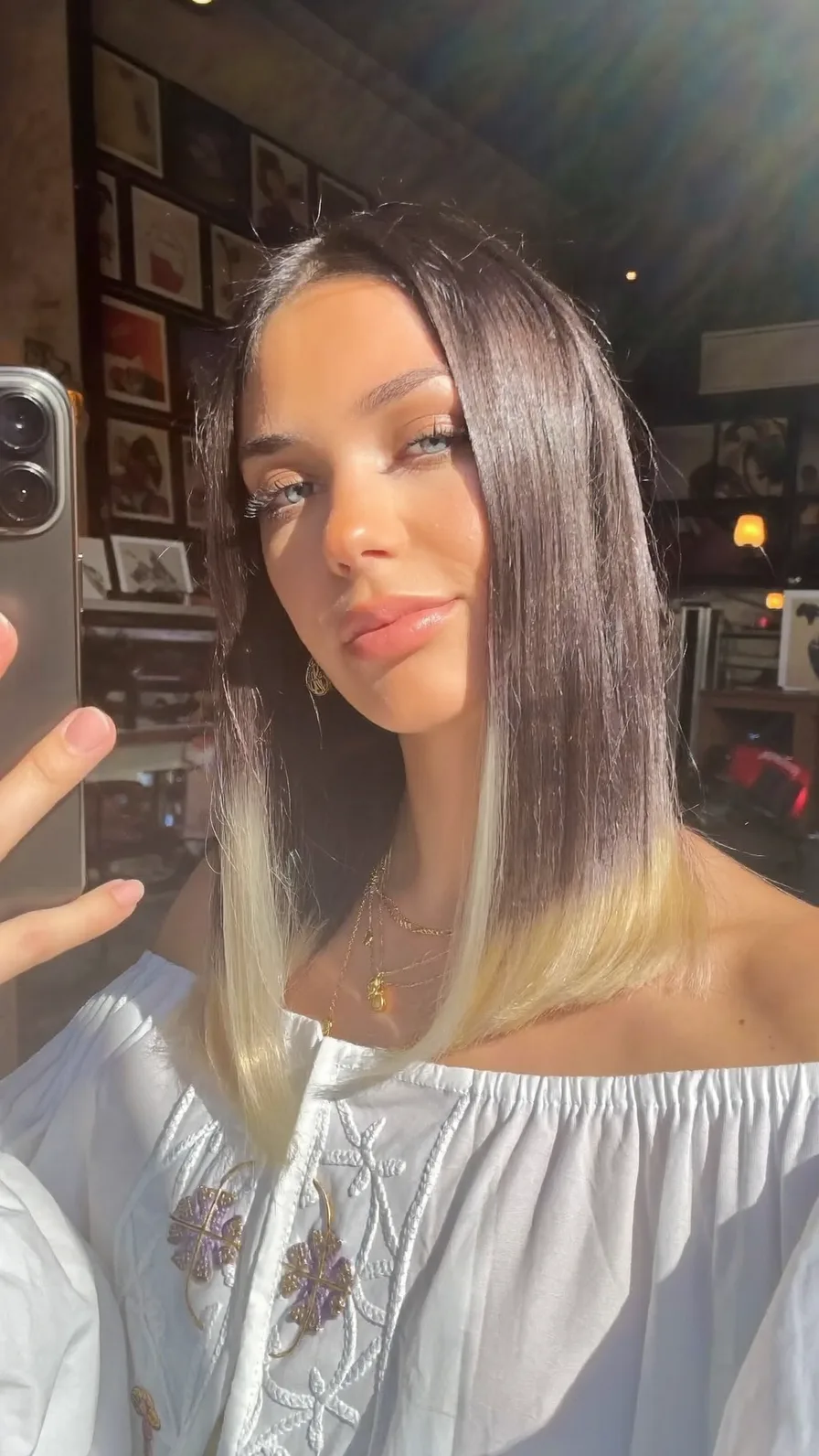 Sleek Two-Tone Blunt Cut Long Bob with Center Part