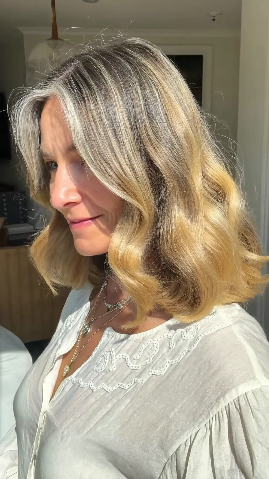 Elegant Shoulder-Length Balayage with Flowing Long Layers