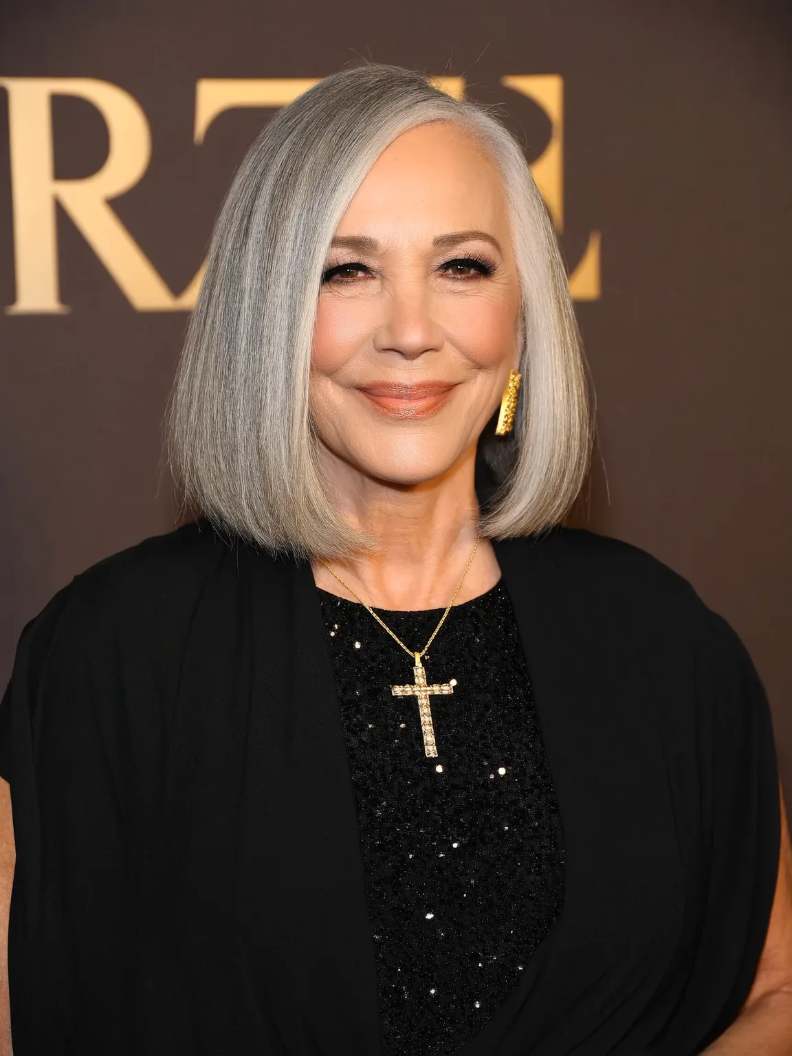 Straight Silver Gray Chin-Length Bob with Medium Volume