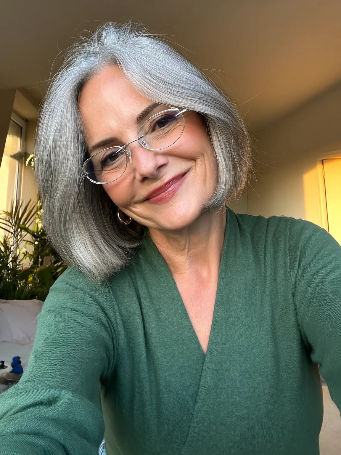 Chin-Length Classic Bob in Silver Frost