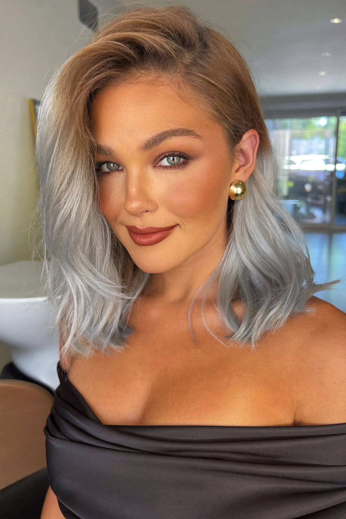 14 Stunning Silver Fox Lob Hairstyles to Try in 2026