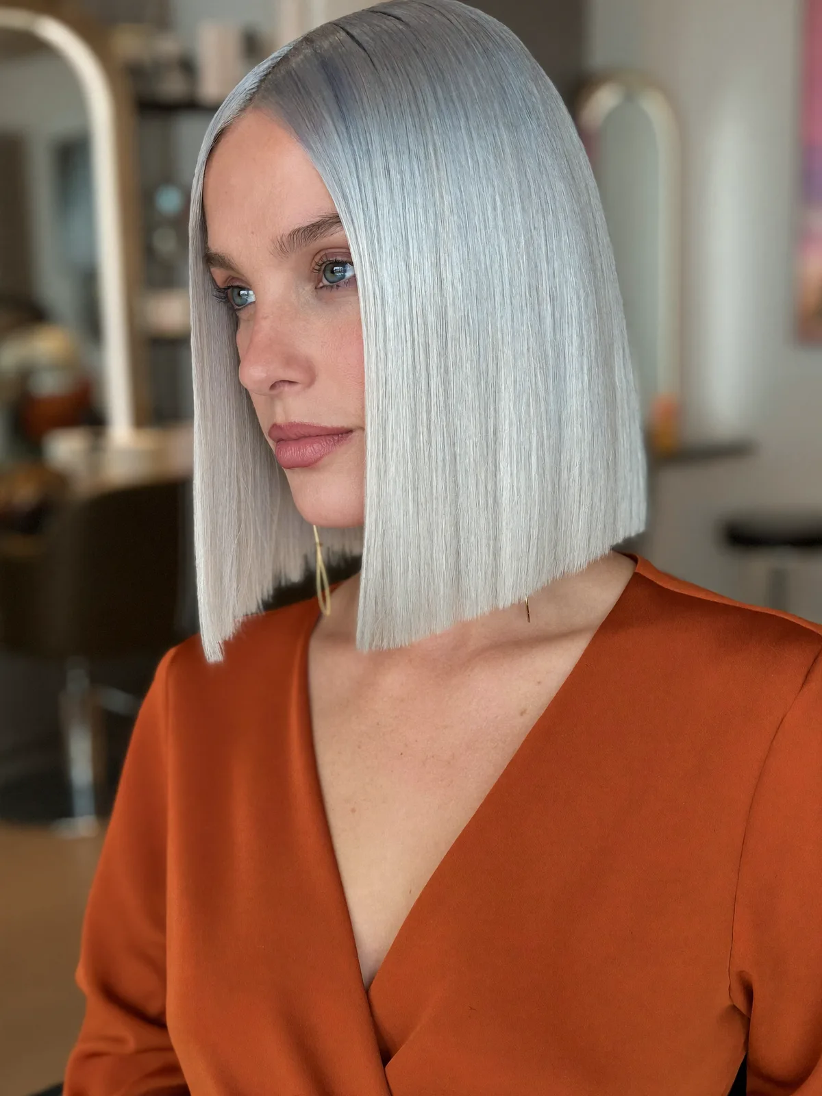 Sleek Silver Frost Blunt Bob with Ultra-Smooth Precision Cut