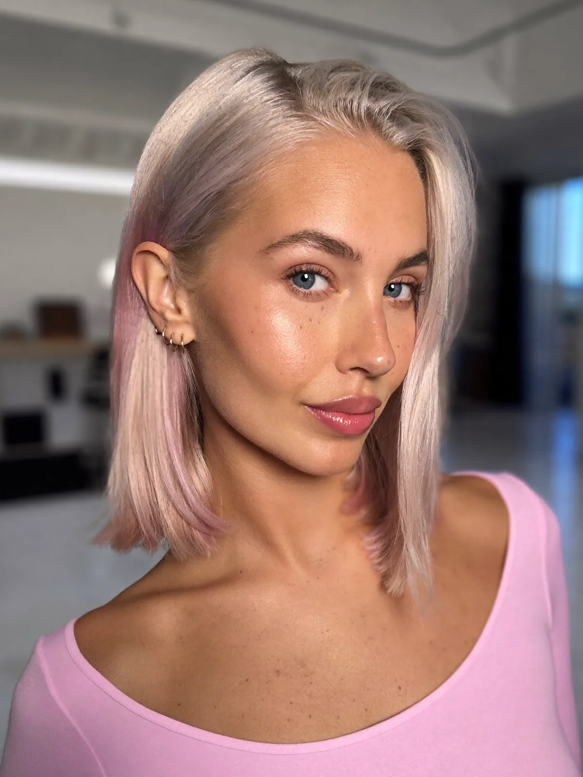 Sleek Silver Frost Bob with Blunt Ends and Side Part