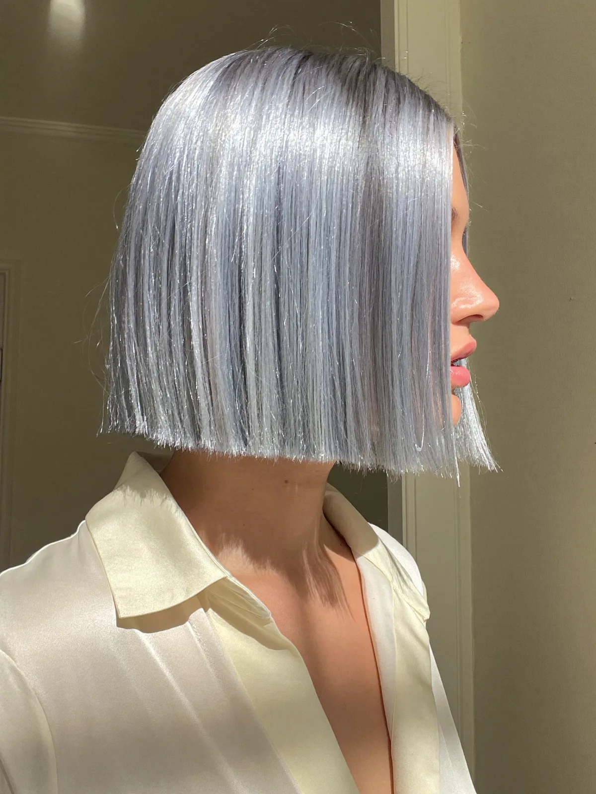 Sleek Silver Frost Precision Bob with Ultra Gloss Finish