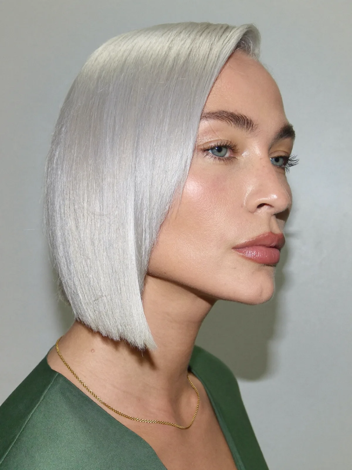 Silver Frost Sleek Asymmetrical Bob with Precision Cut