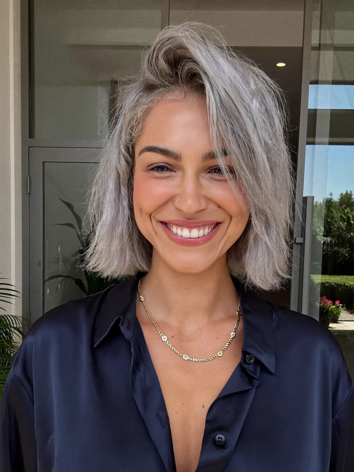 Textured Silver Frost Jaw-Length Bob with Soft Volume