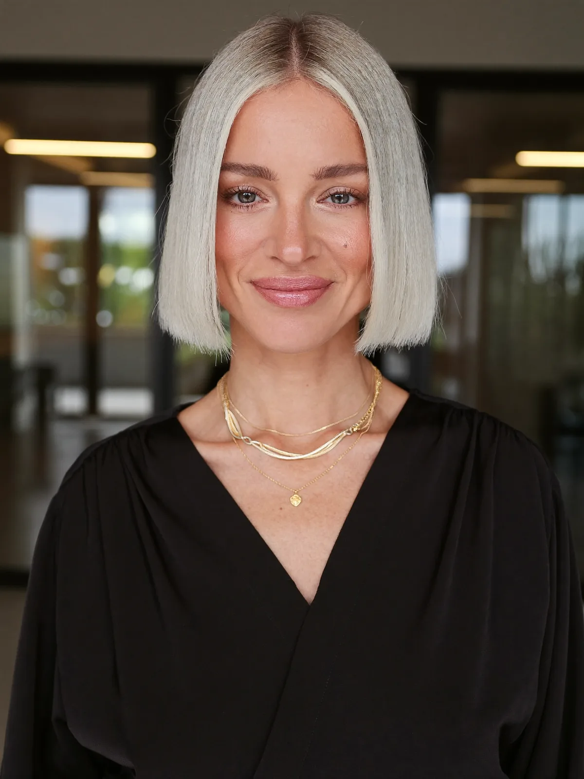Silver Frost Precision Jaw-Length Bob with Blunt Ends