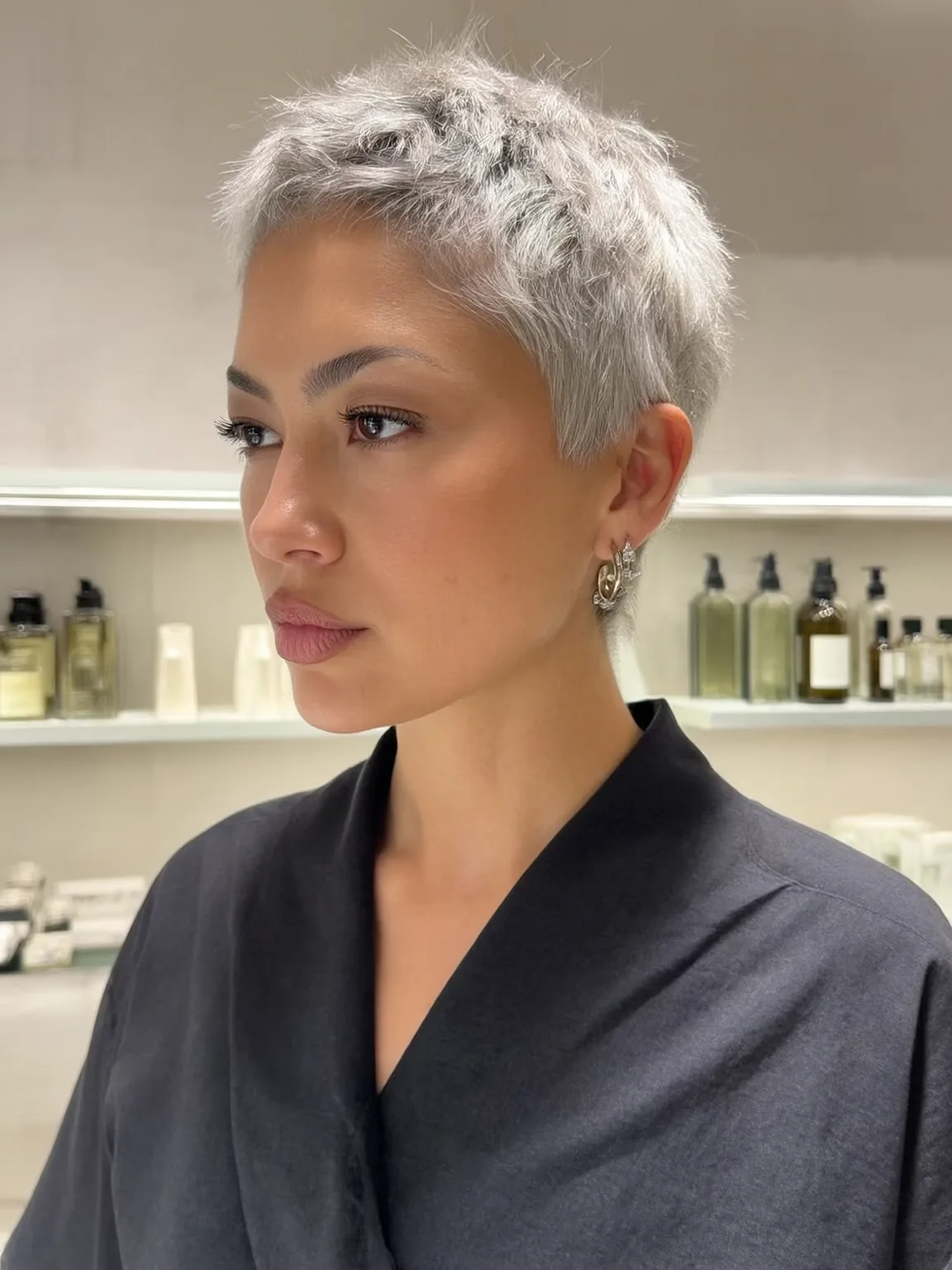 50 Elegant Silver & Gray Pixie Cut Hairstyles for 2026